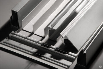 Профиль алюминиевый швеллер АМГ3М ПР 106-38 440300 ГОСТ 8617-2018 80х35х4,5 мм