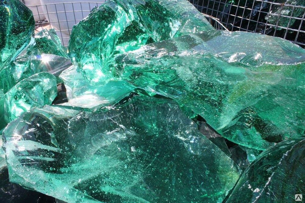 Камень из стекла Эрклез зеленый