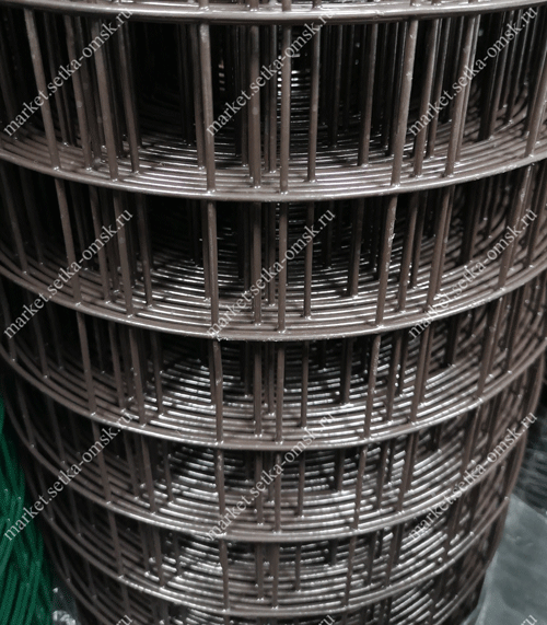 Сетка сварная с ПВХ покрытием 50х50х2,5 мм в рулоне 1,2х20 м коричневая